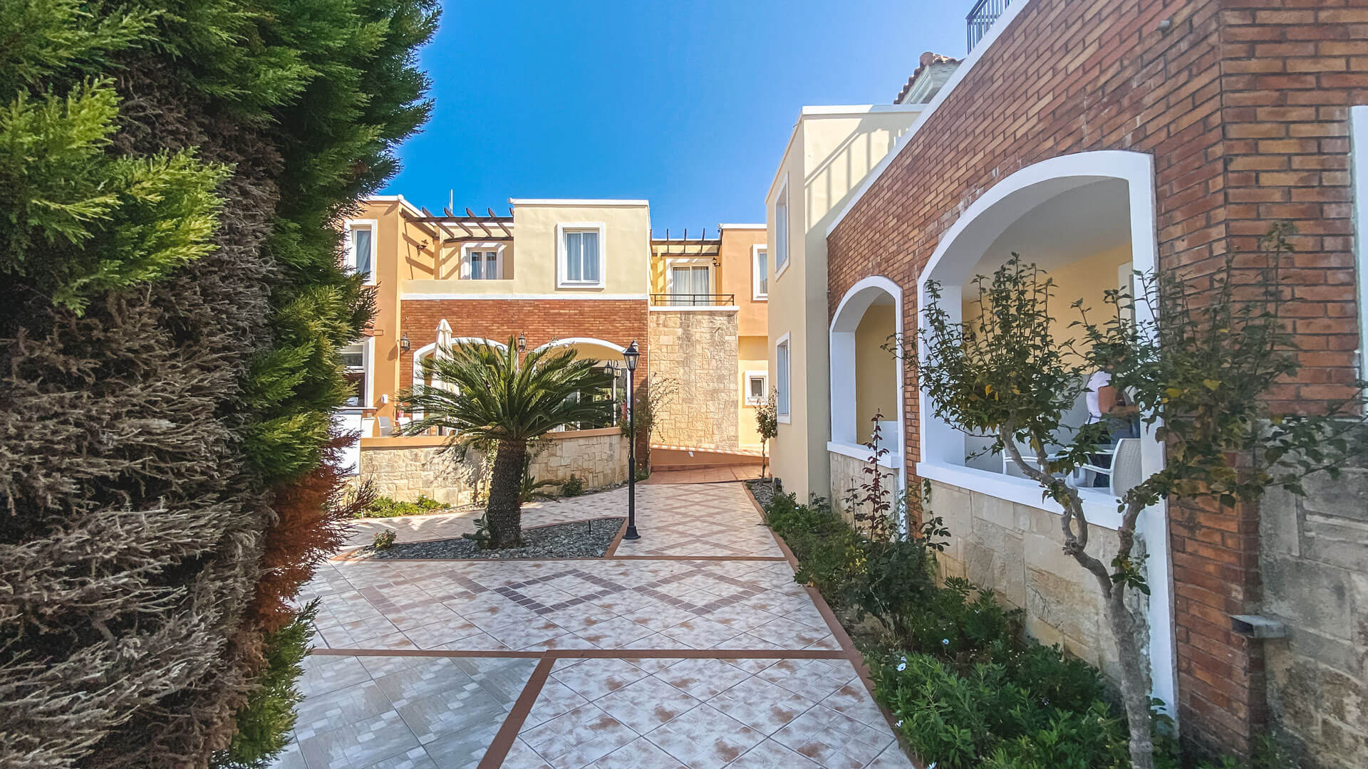 Exterior-garden