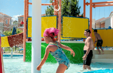 chrispy-waterpark-is-crete-good-for-families-blogcover-canva-11-09-2025 Is crete good for families?