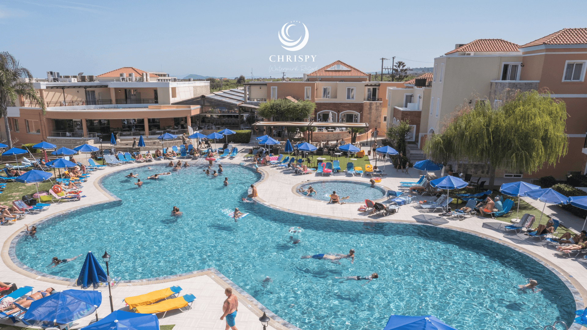chrispy-waterpark-crete-waterpark-hotel-blogcover-canva-11-09-2025 Crete hotel with water park