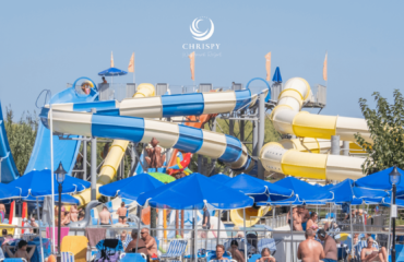 chrispy-waterpark-how-big-is-crete-blogcover-canva-11-09-2025 How Big Is Crete Island
